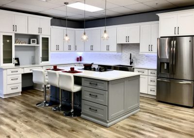 White Shaker Traditional Kitchen Cabinets in Colorado Springs